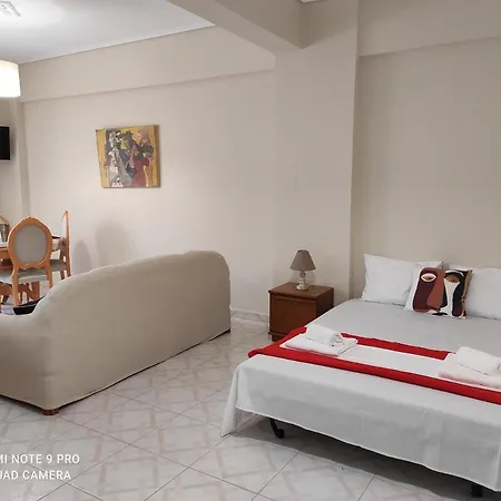 K7 House κέντρο καλαμάτας カラマタ