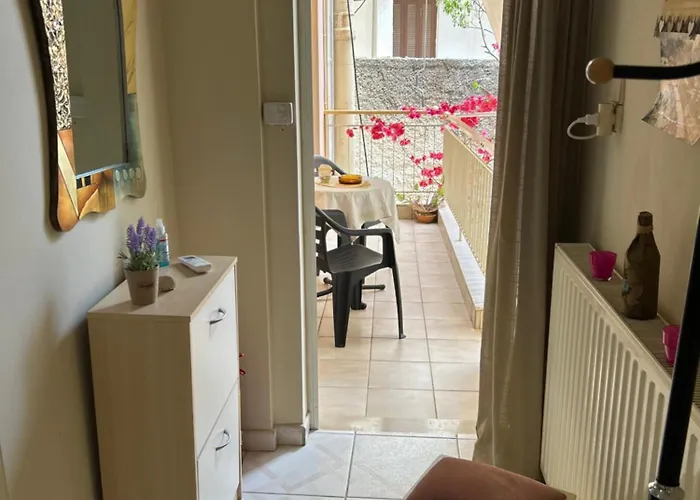 K7 House κέντρο καλαμάτας *